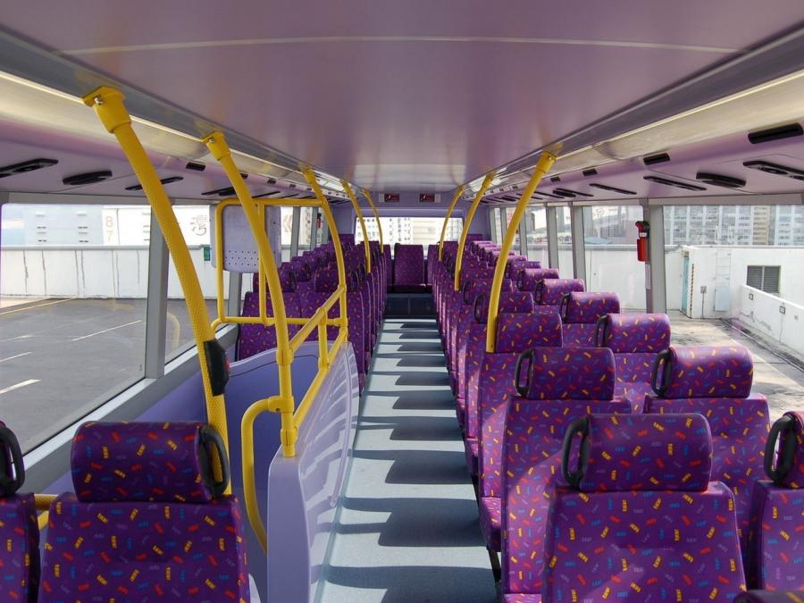 Интерьер Alexander Dennis Enviro500 RHD 2007 года  (фото 5 из 11)
